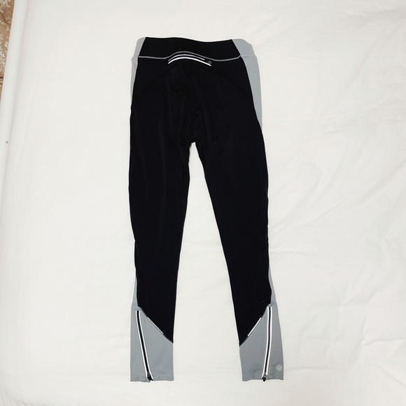 Women’s Athleta Leggings gray and black with black ankle, zipper size xs - Picture 1 of 6